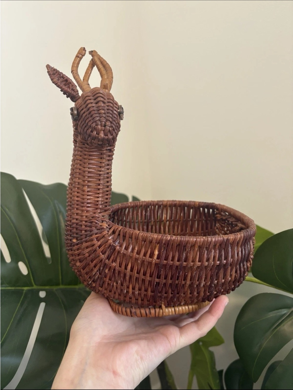 Vintage SMALL DEER Reindeer WICKER BASKET Planter Woven Rattan 10” H - Picture 10 of 10